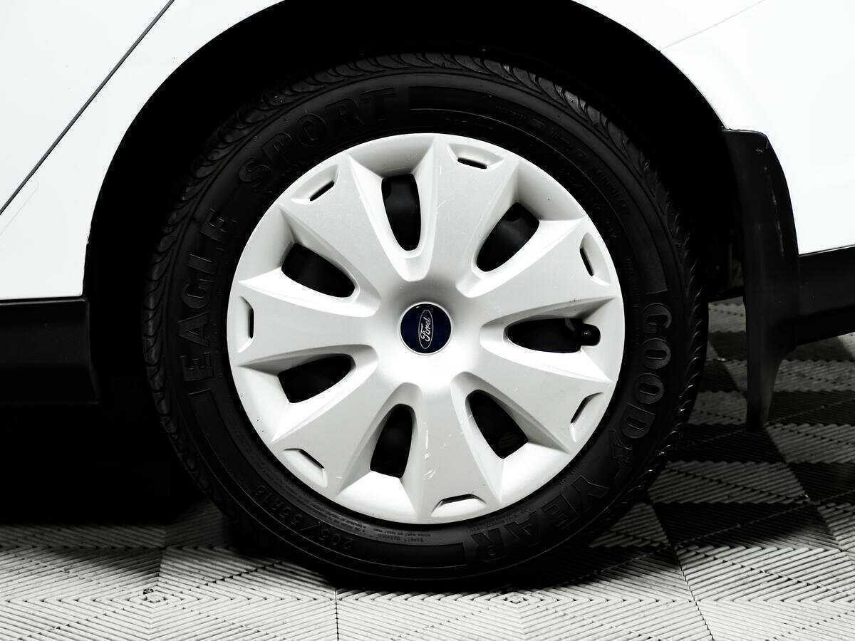 Ford Focus, 2015 - Фото №13