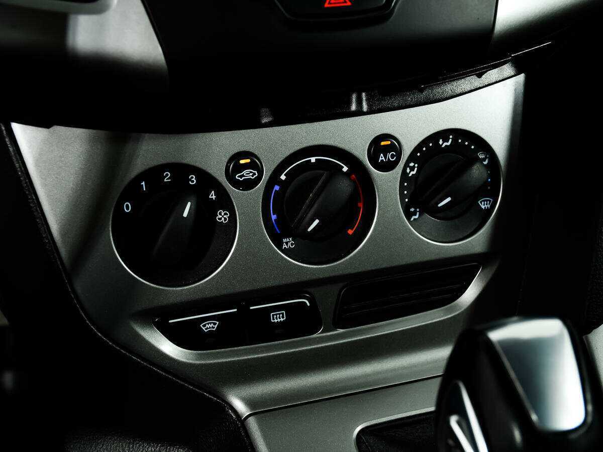 Ford Focus, 2015 - Фото №15