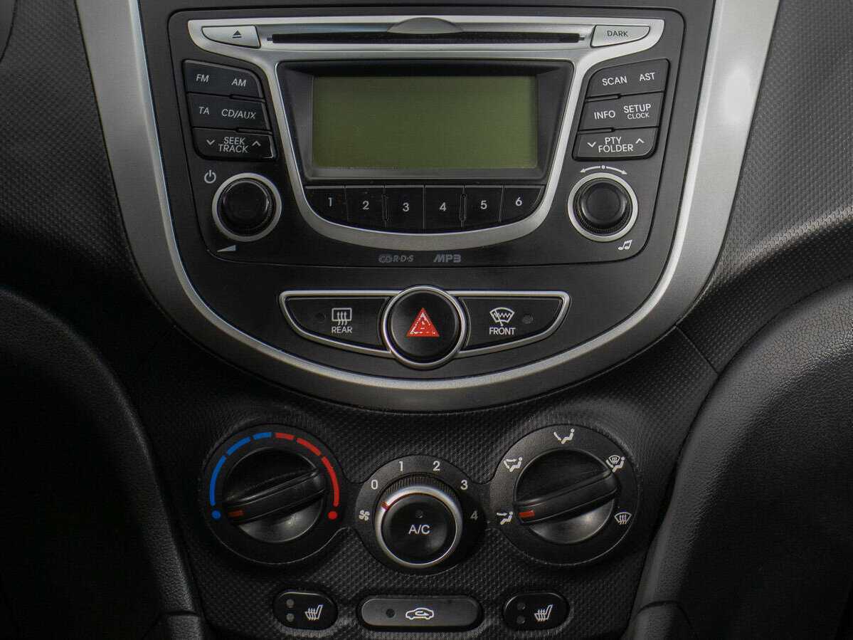 Hyundai Solaris, 2014 - Фото №13