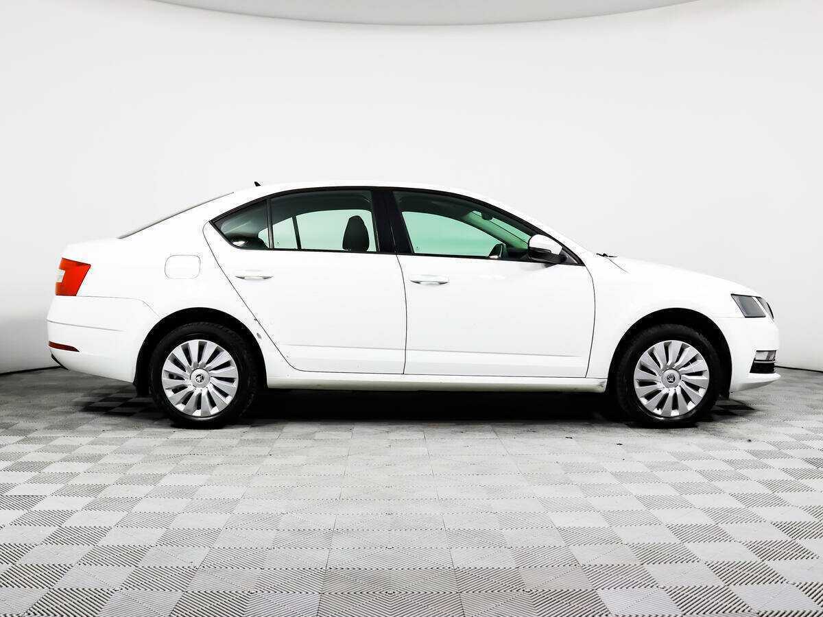 Skoda Octavia, 2018 - Фото №3