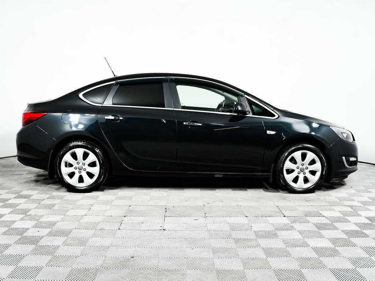 Opel Astra, 2013 - Фото №3
