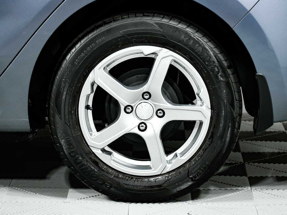 Kia Rio, 2018 - Фото №13