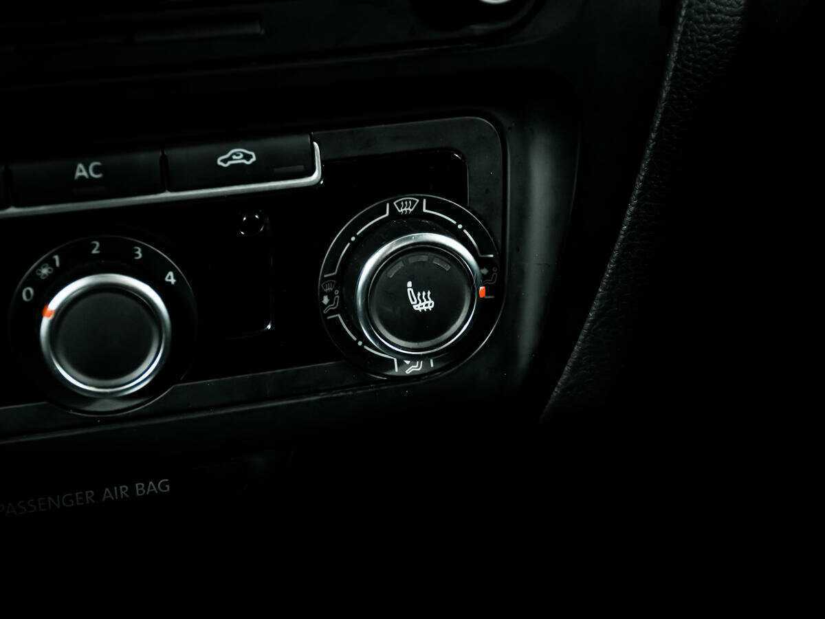 Volkswagen Jetta, 2012 - Фото №15