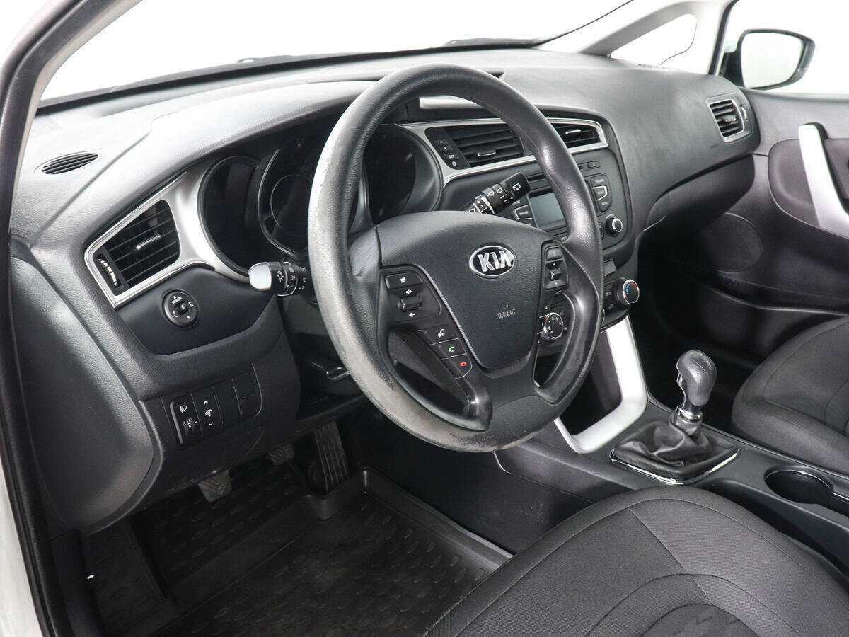 Kia Ceed, 2018 - Фото №8