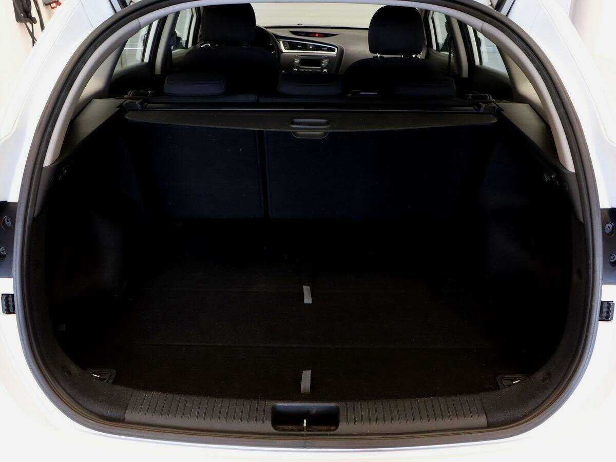 Kia Ceed, 2018 - Фото №12