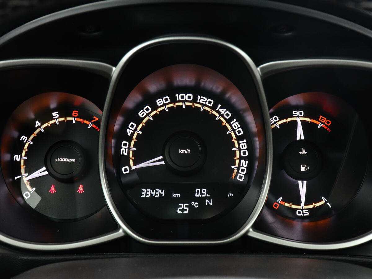 Lada (ВАЗ) Vesta, 2019 - Фото №10