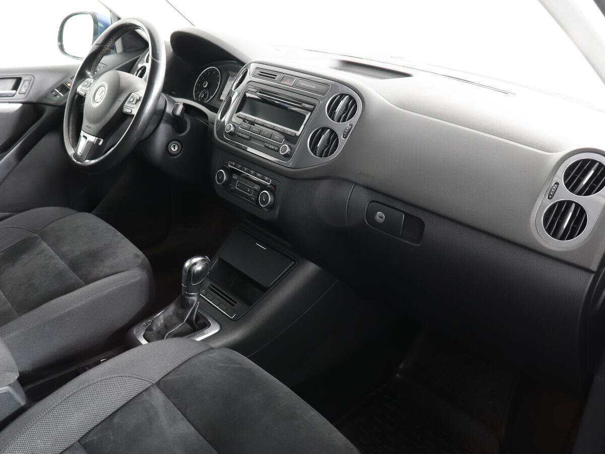 Volkswagen Tiguan, 2012 - Фото №9