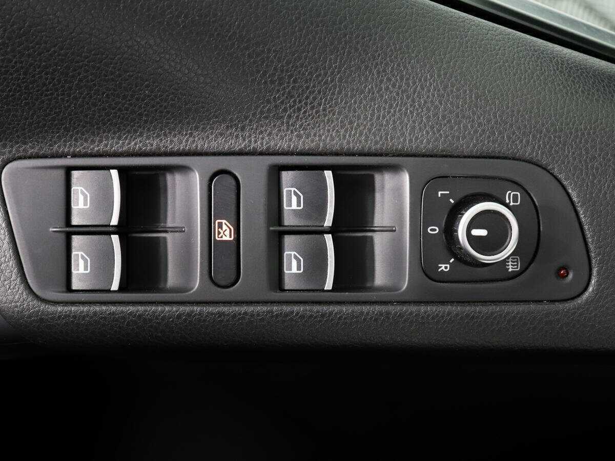 Volkswagen Tiguan, 2012 - Фото №13