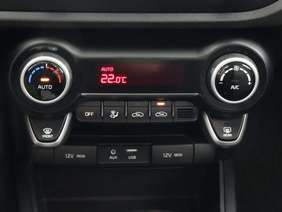 Kia Rio X-Line, 2019 - Фото №14