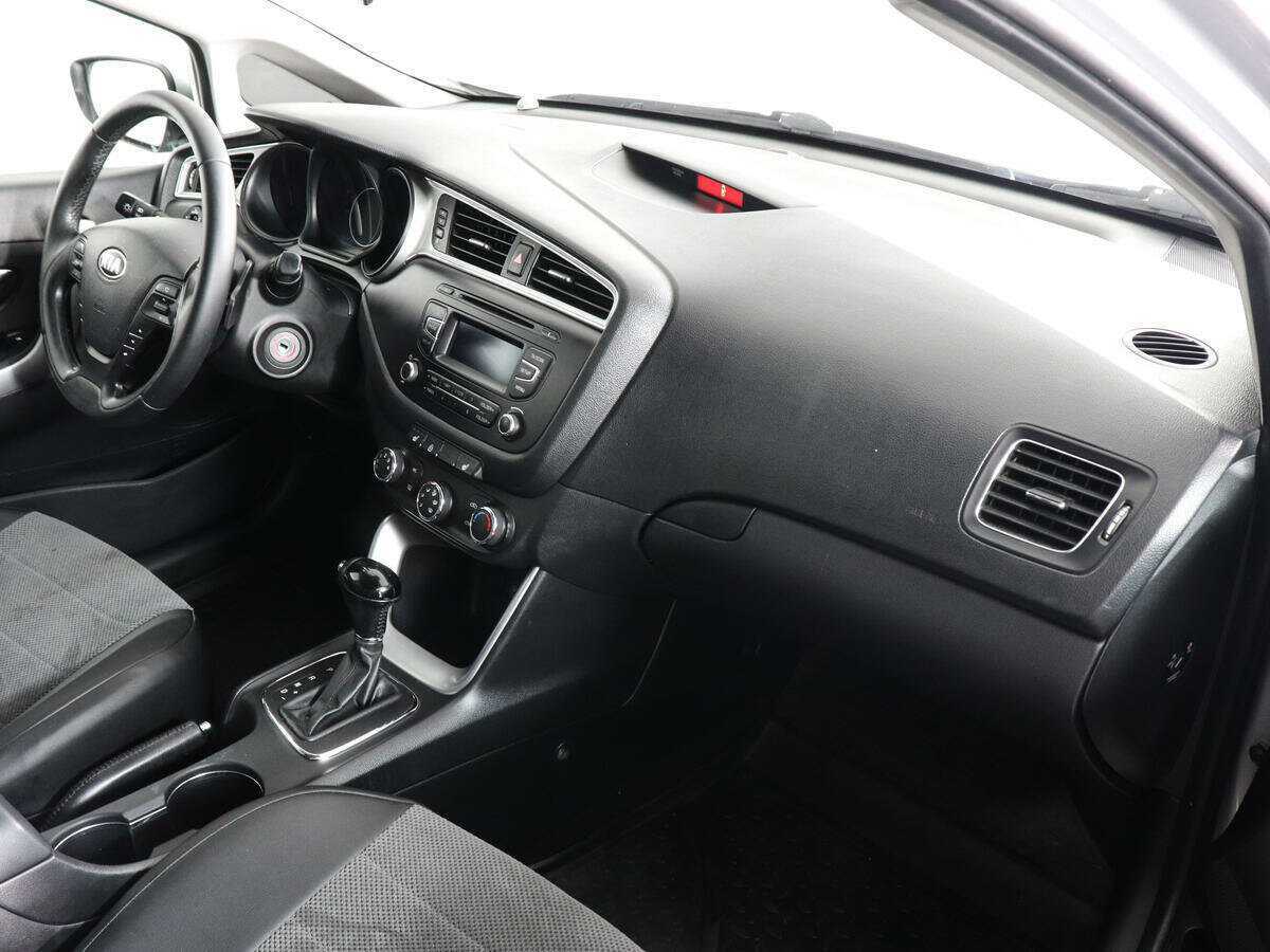 Kia Ceed, 2015 - Фото №9