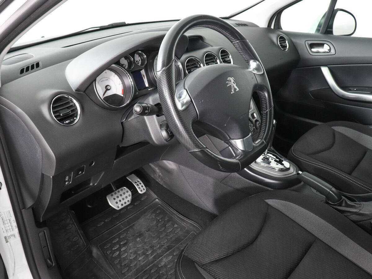 Peugeot 408, 2016 - Фото №8