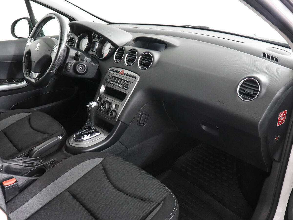 Peugeot 408, 2016 - Фото №9
