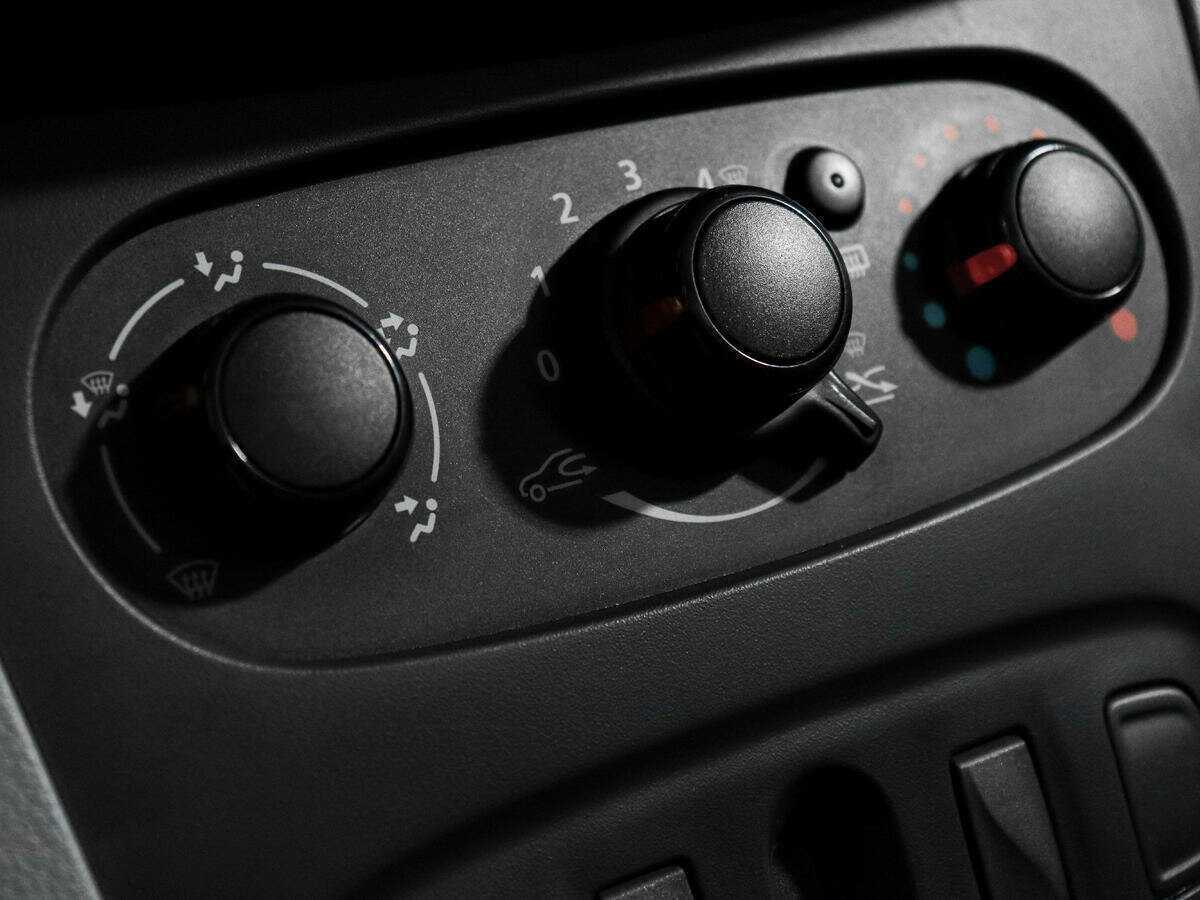 Renault Logan, 2014 - Фото №14