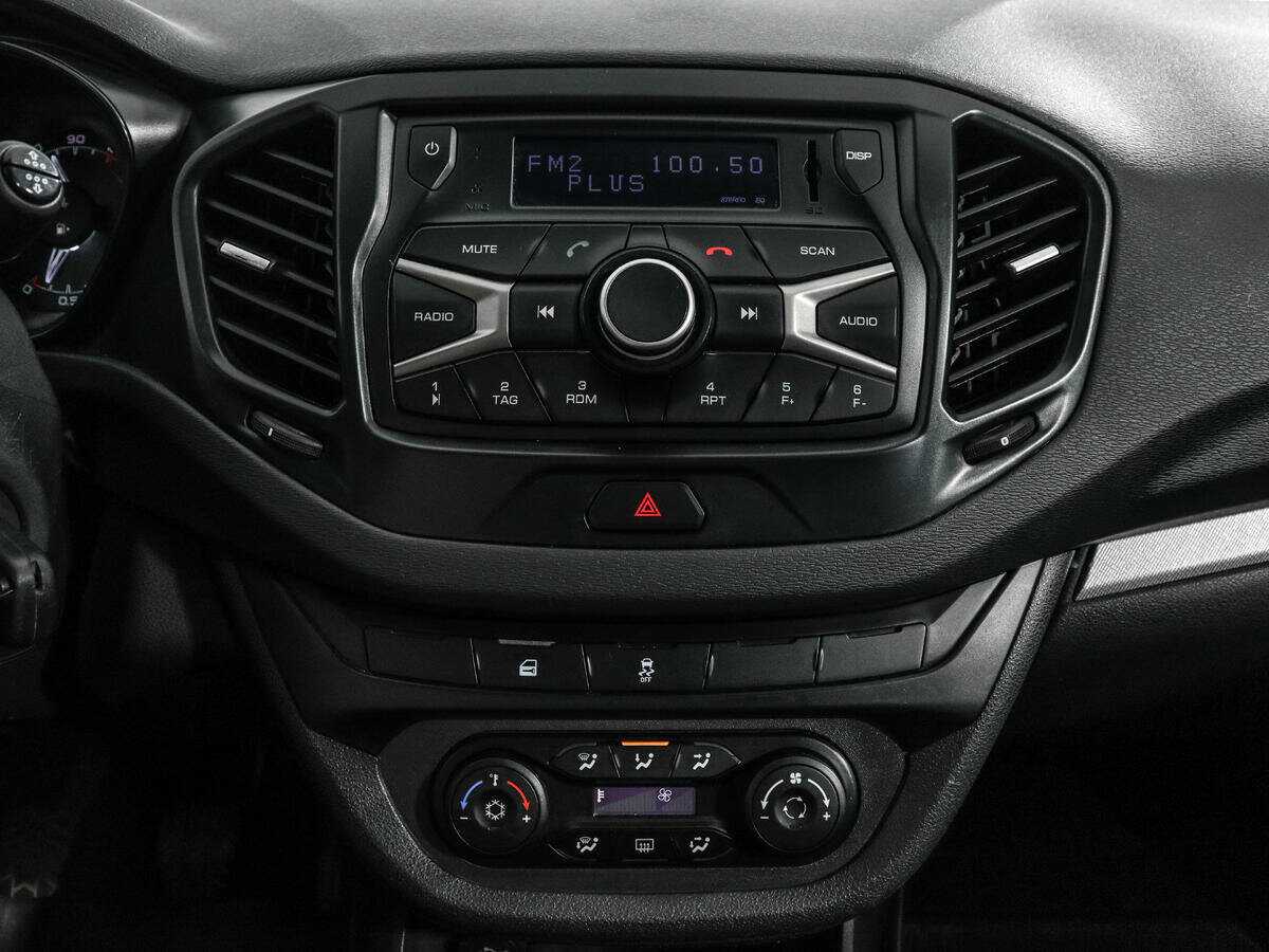 Lada (ВАЗ) Vesta, 2017 - Фото №10