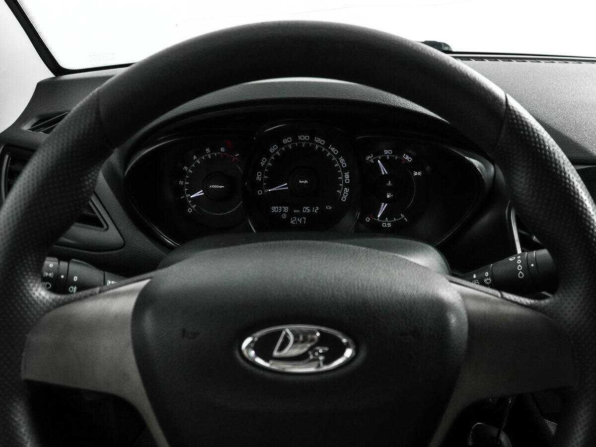 Lada (ВАЗ) Vesta, 2017 - Фото №12