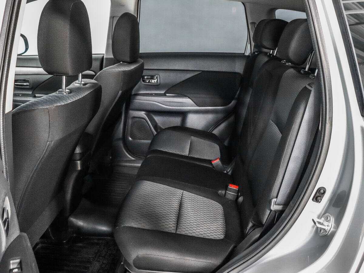 Mitsubishi Outlander, 2015 - Фото №9
