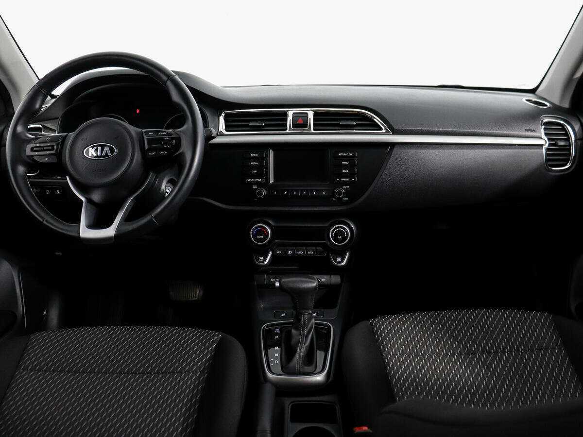 Kia Rio X-Line, 2018 - Фото №9