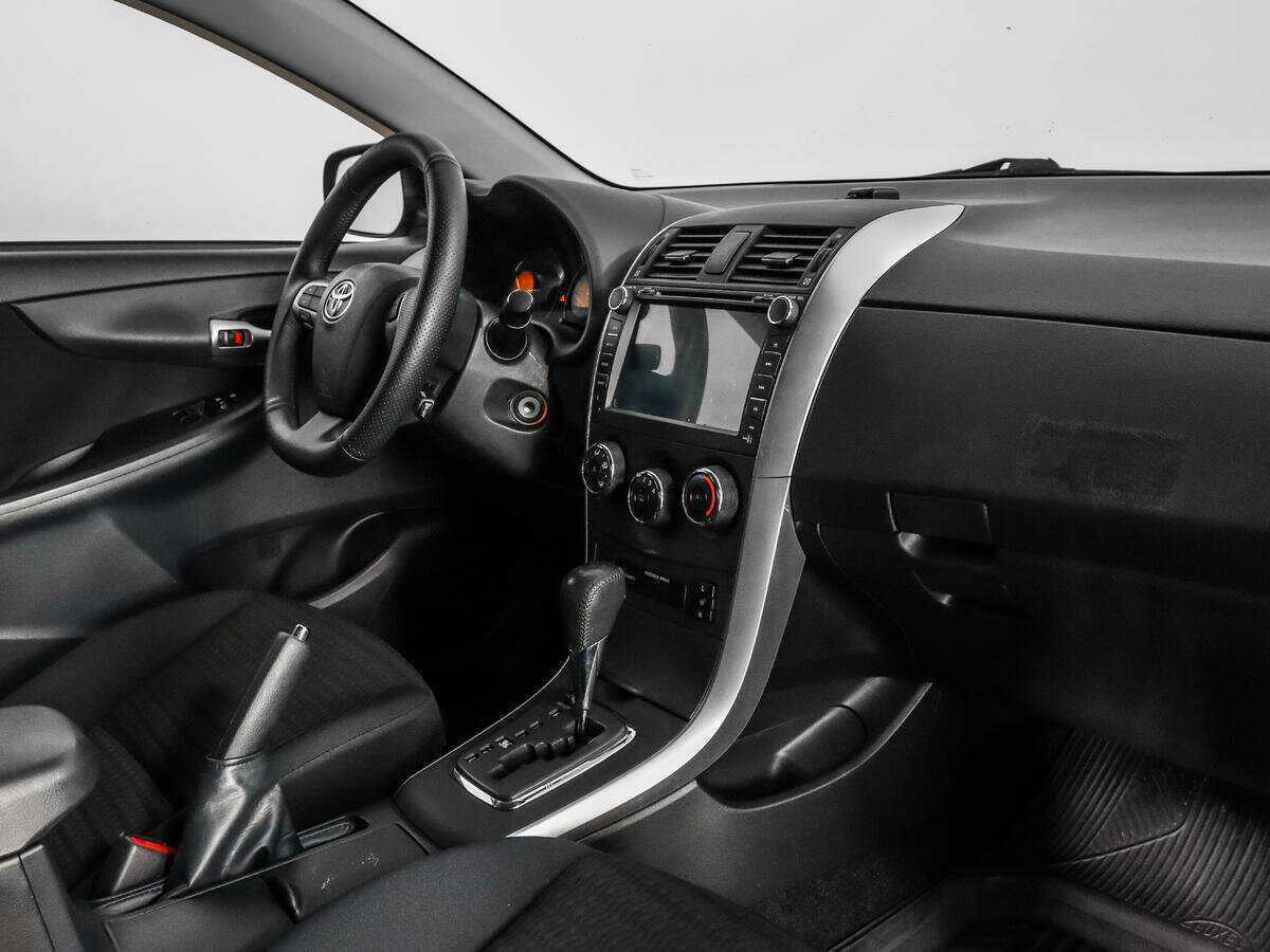 Toyota Corolla, 2012 - Фото №10