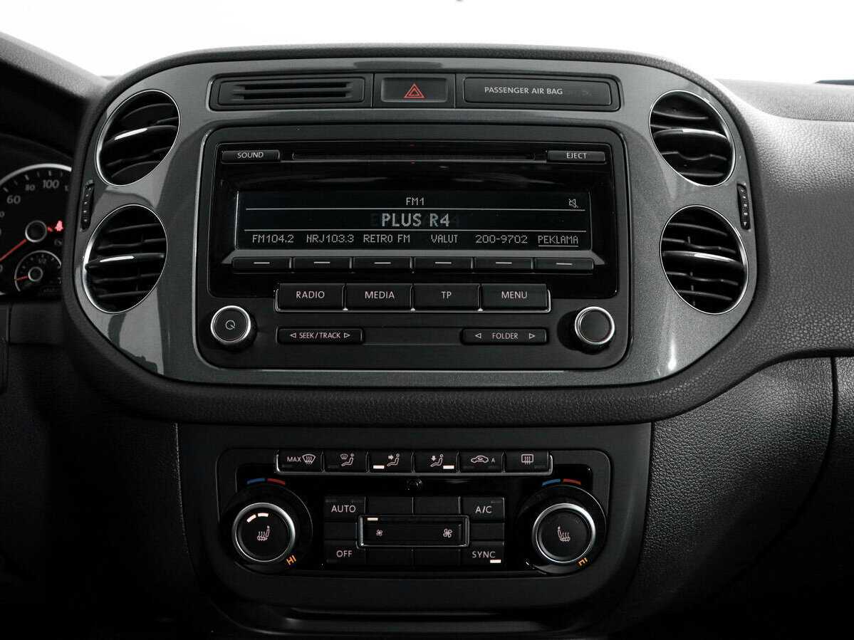 Volkswagen Tiguan, 2013 - Фото №11