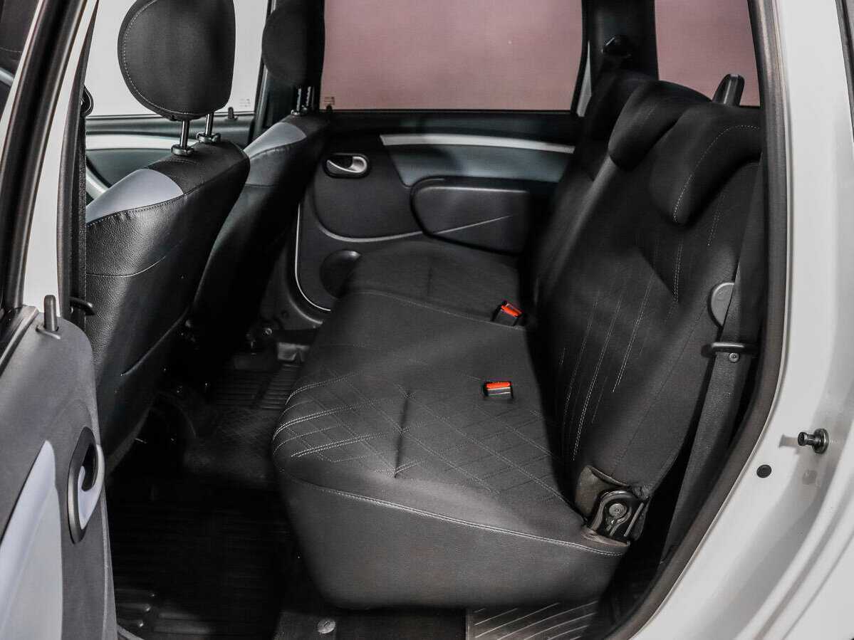 Lada (ВАЗ) Largus Cross, 2015 - Фото №9