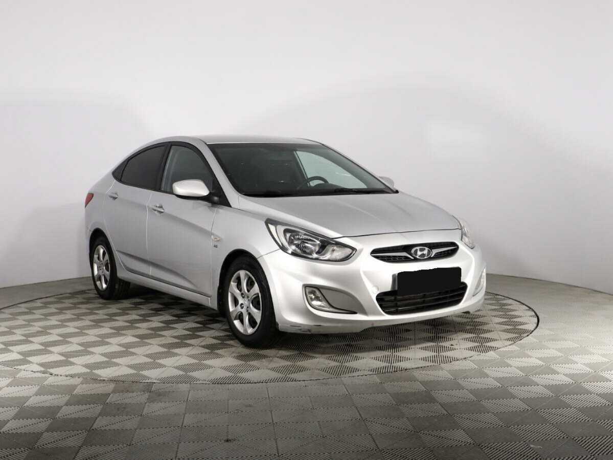 Hyundai Solaris, 2012 - Фото №2