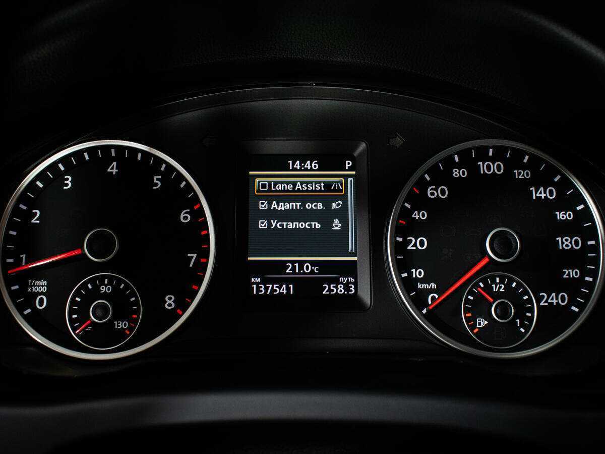 Volkswagen Tiguan, 2013 - Фото №10