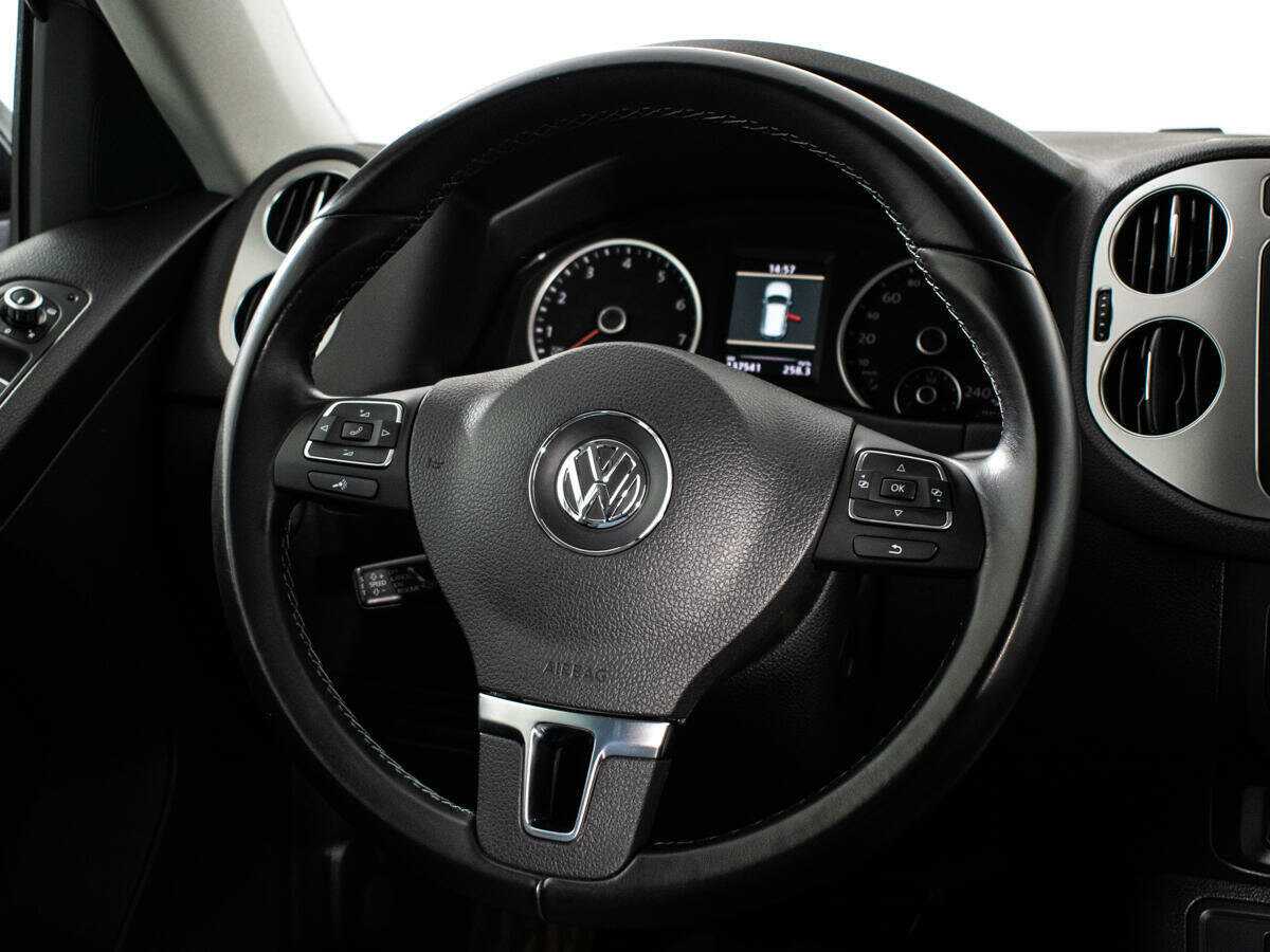 Volkswagen Tiguan, 2013 - Фото №13