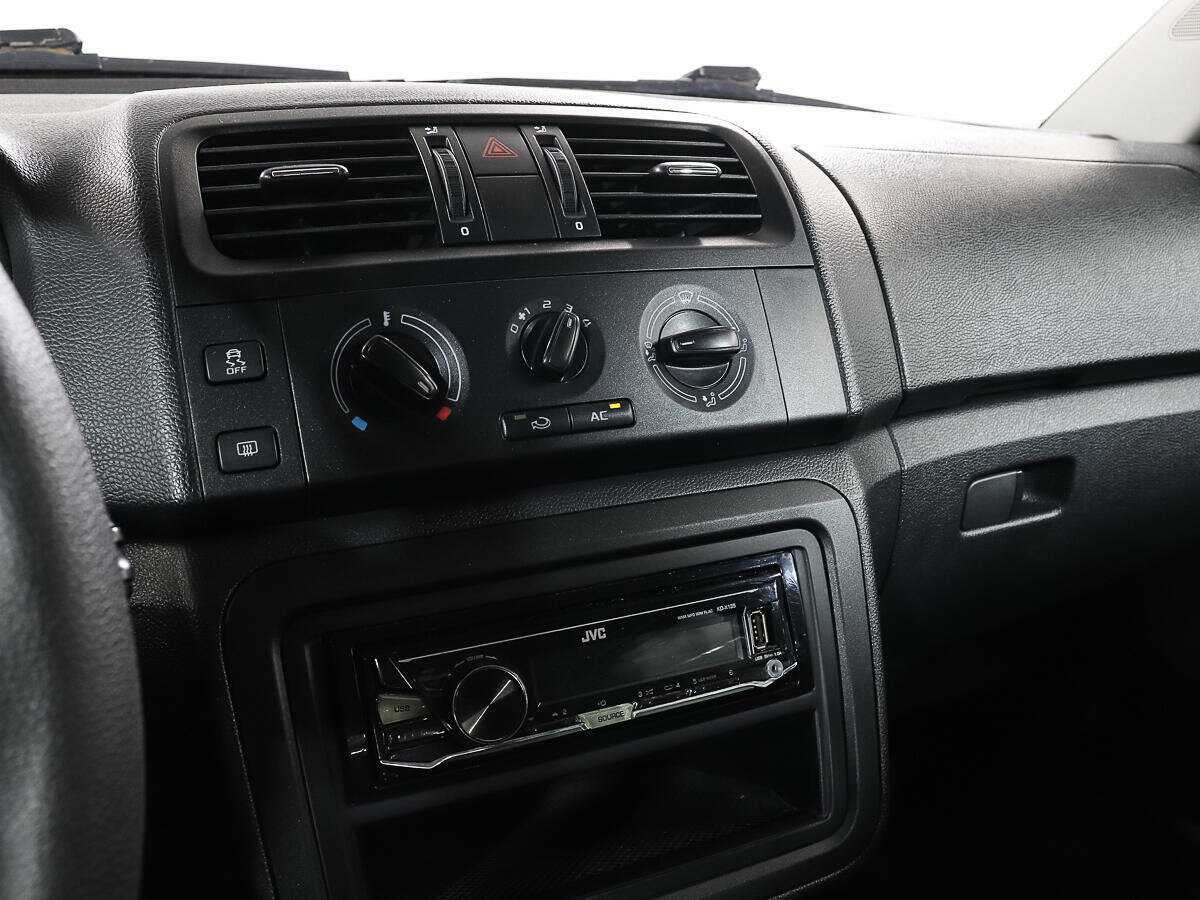 Skoda Fabia, 2012 - Фото №15