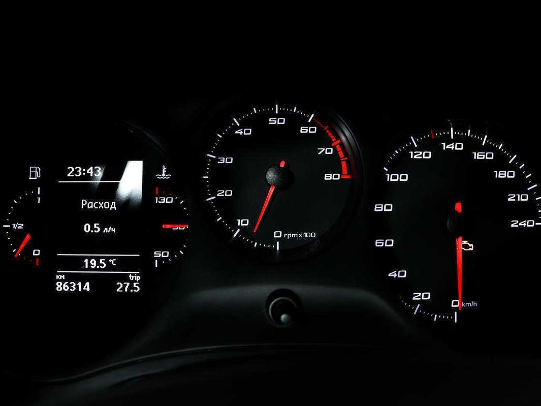 SEAT Leon, 2012 - Фото №9