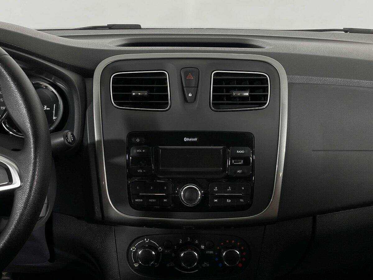 Renault Logan Stepway, 2019 - Фото №11