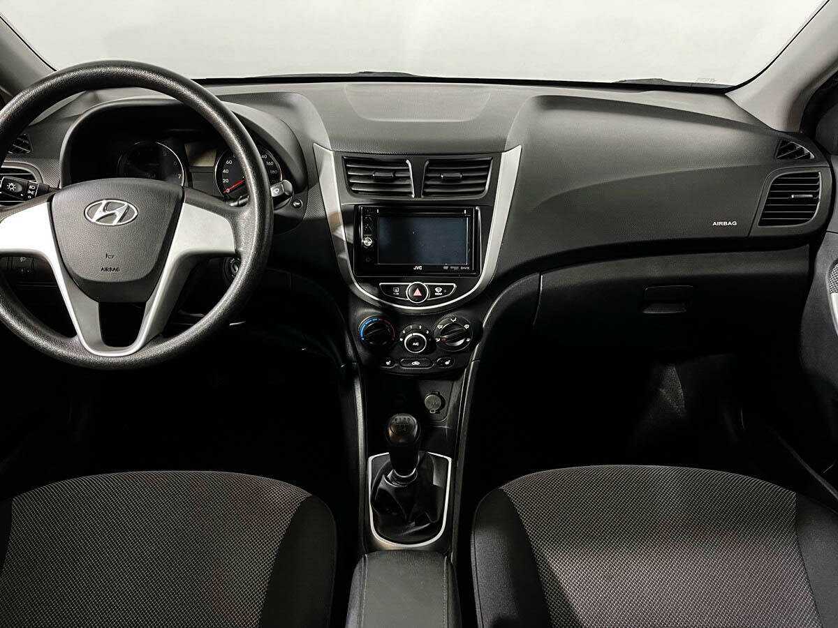 Hyundai Solaris, 2012 - Фото №11