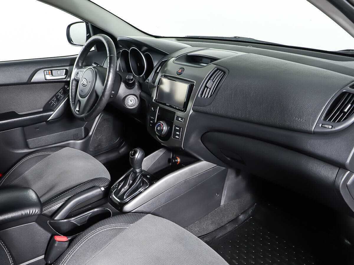 Kia Cerato 6-speed, 2012 - Фото №10