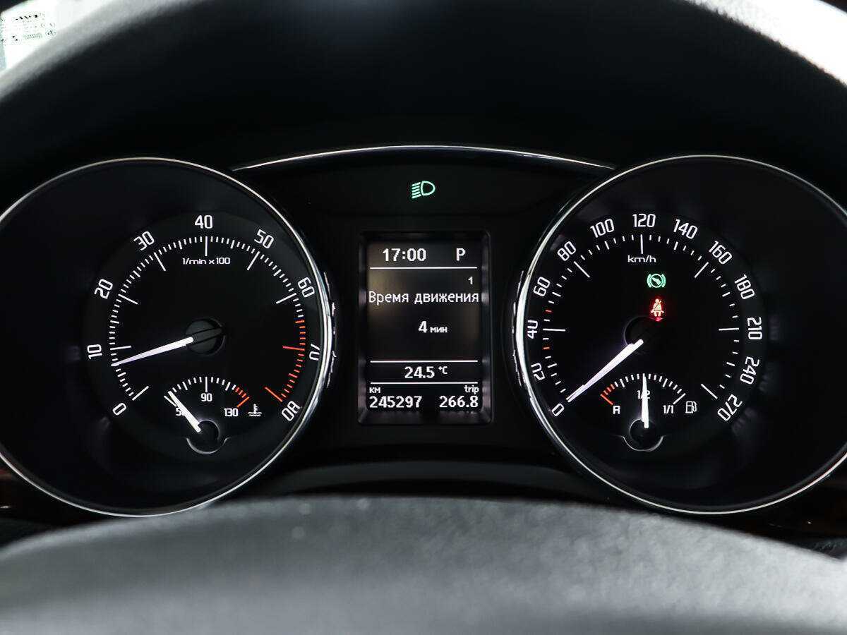 Skoda Superb, 2012 - Фото №16