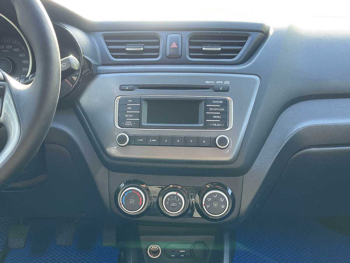 Kia Rio, 2015 - Фото №11