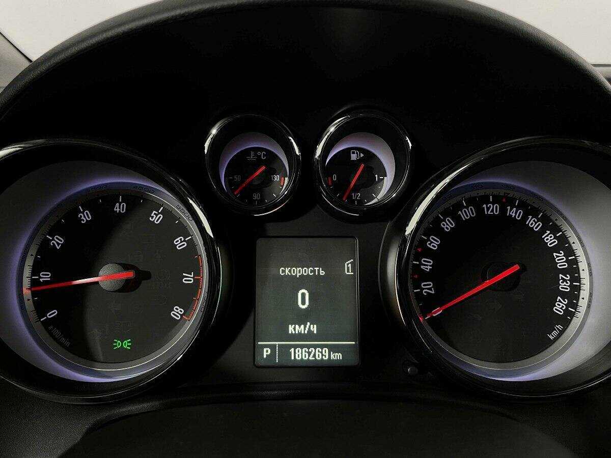 Opel Astra, 2012 - Фото №10