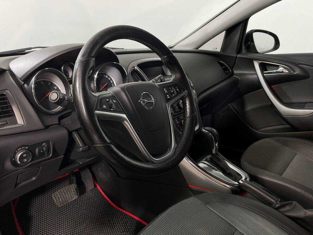 Opel Astra, 2012 - Фото №12