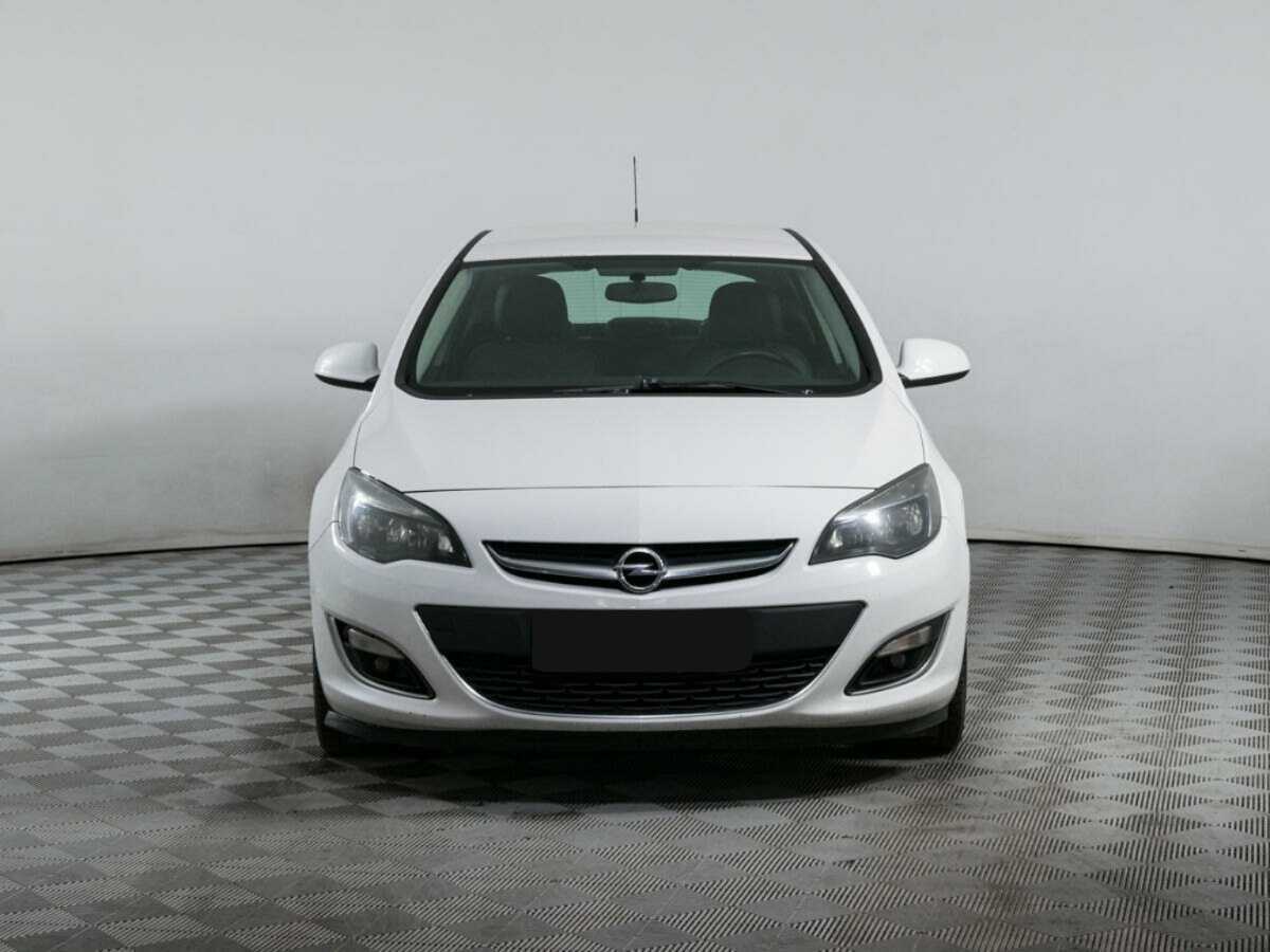Opel Astra, 2013 - Фото №1