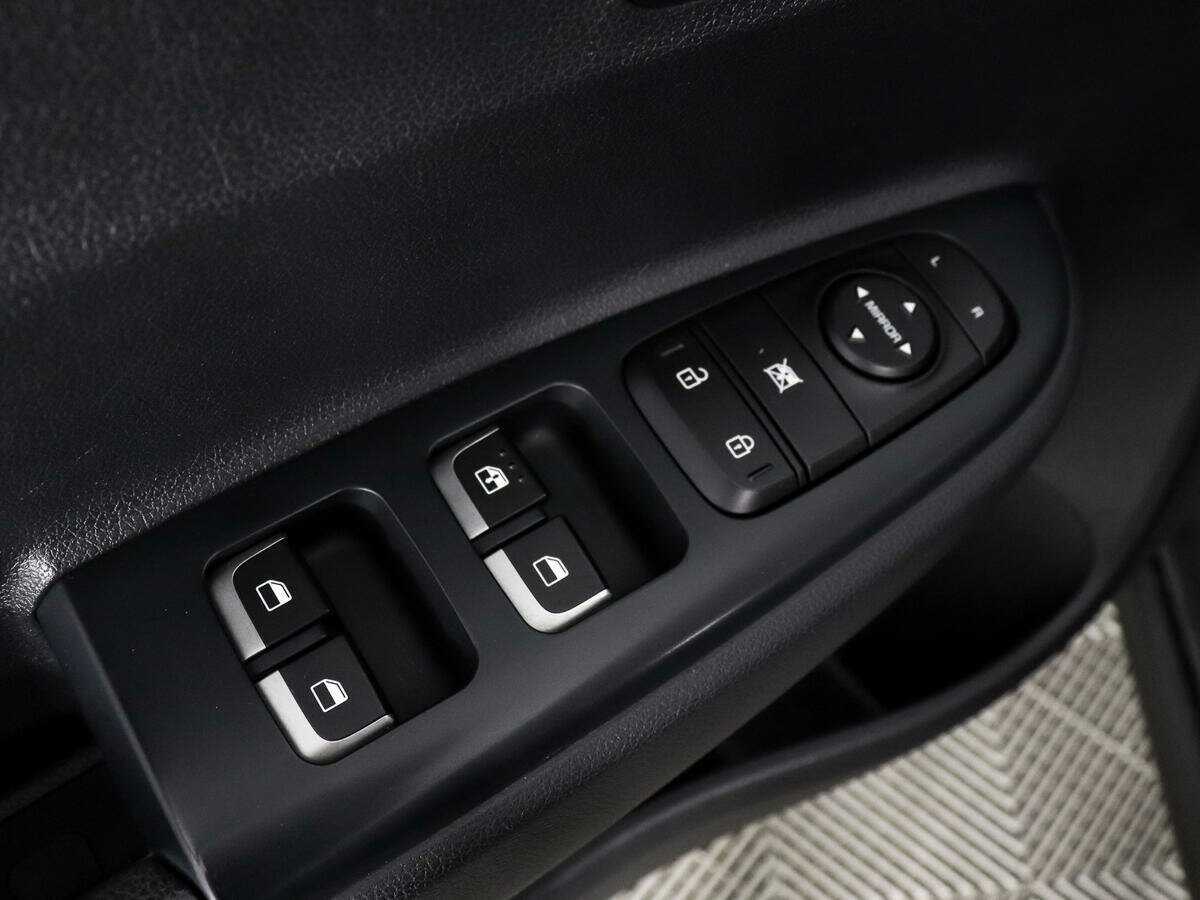 Kia Rio X-Line, 2020 - Фото №11