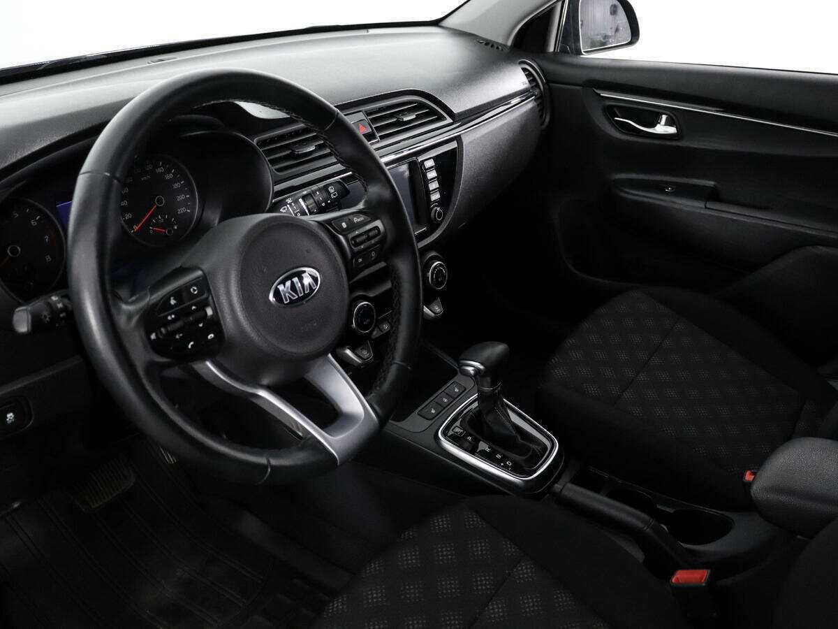 Kia Rio X-Line, 2020 - Фото №12