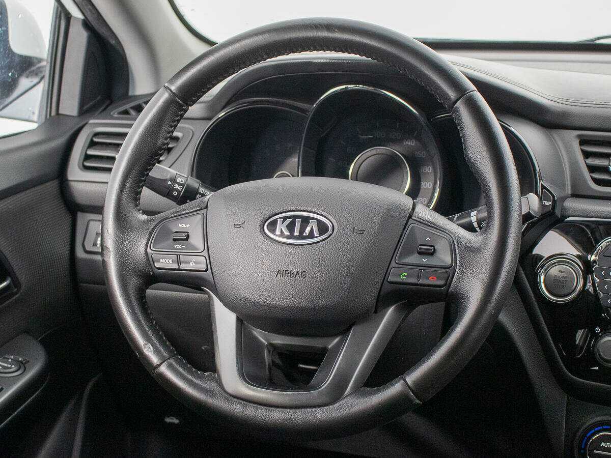 Kia Rio 4-speed, 2012 - Фото №14