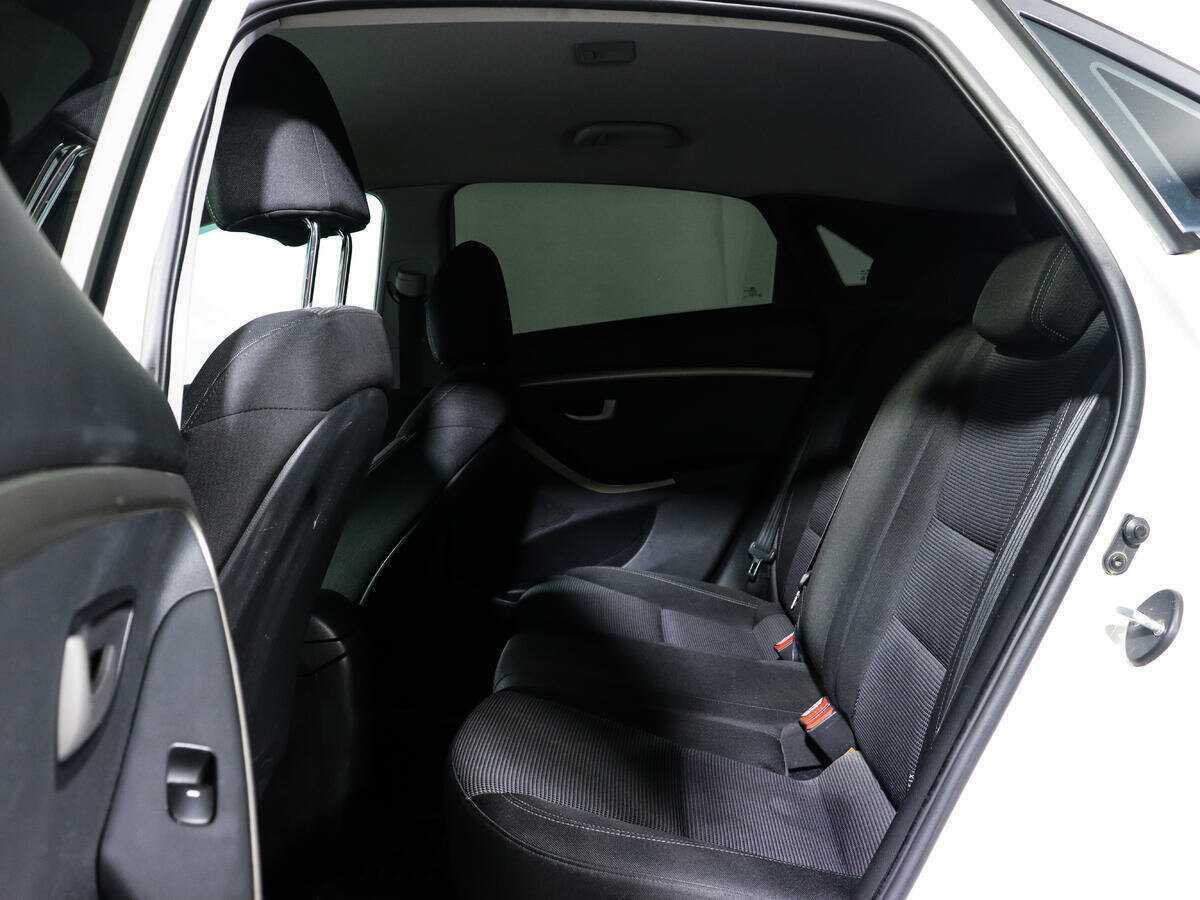 Hyundai i30, 2013 - Фото №9