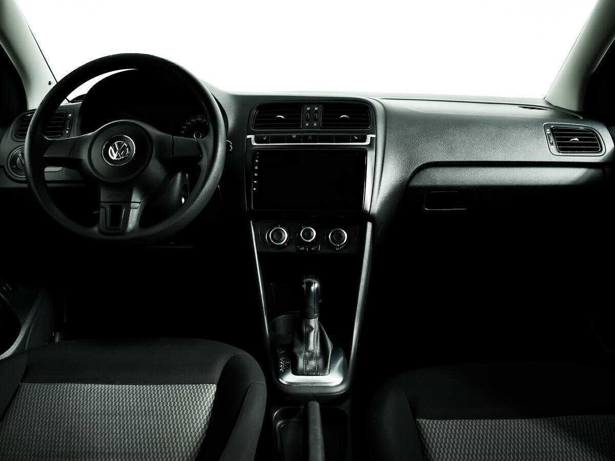 Volkswagen Polo, 2012 - Фото №10