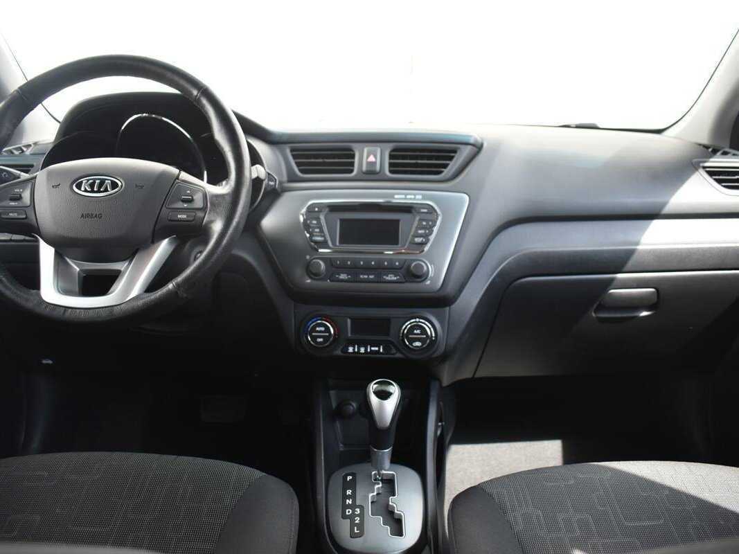 Kia Rio 4-speed, 2012 - Фото №9