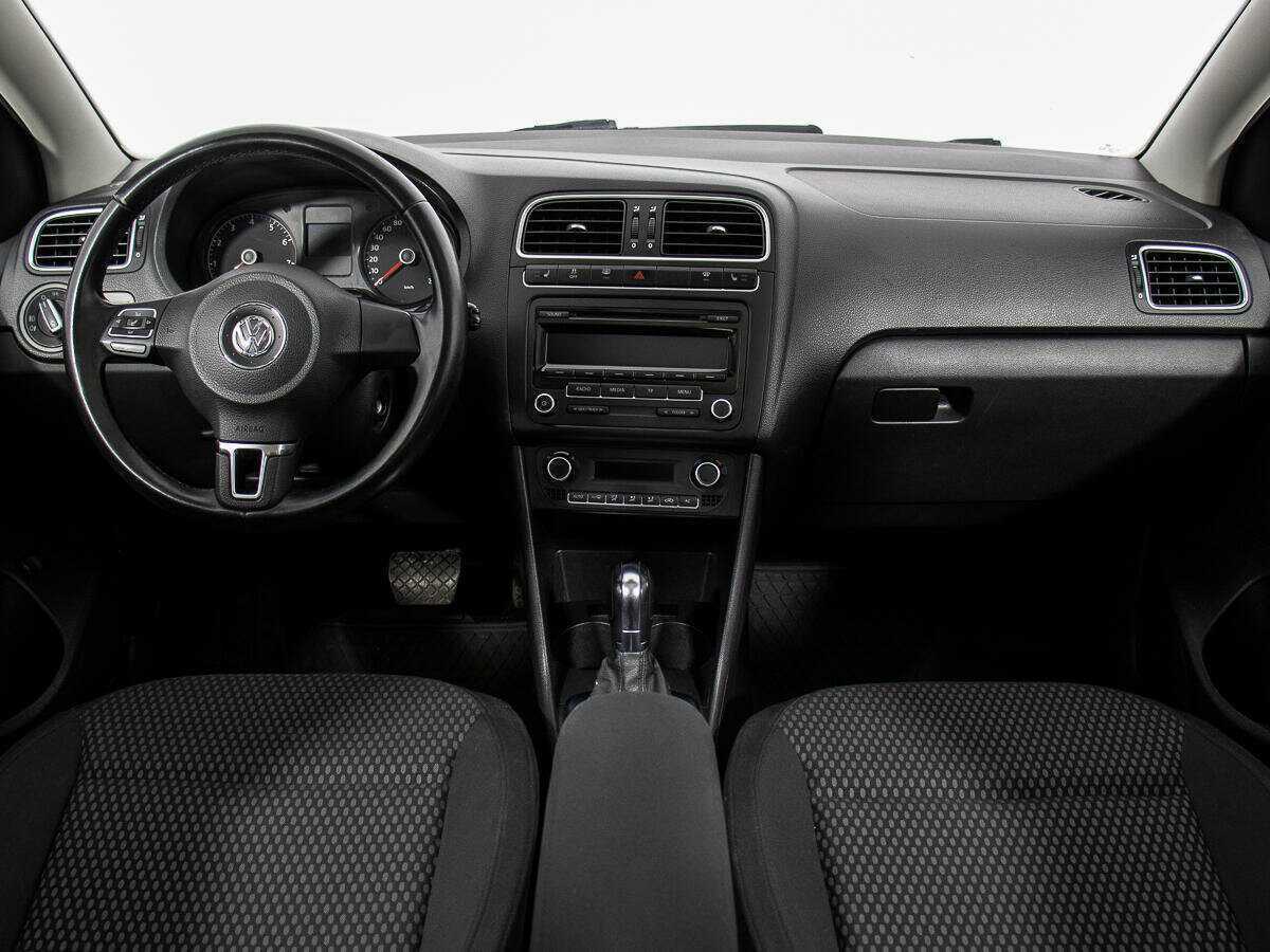 Volkswagen Polo, 2012 - Фото №12