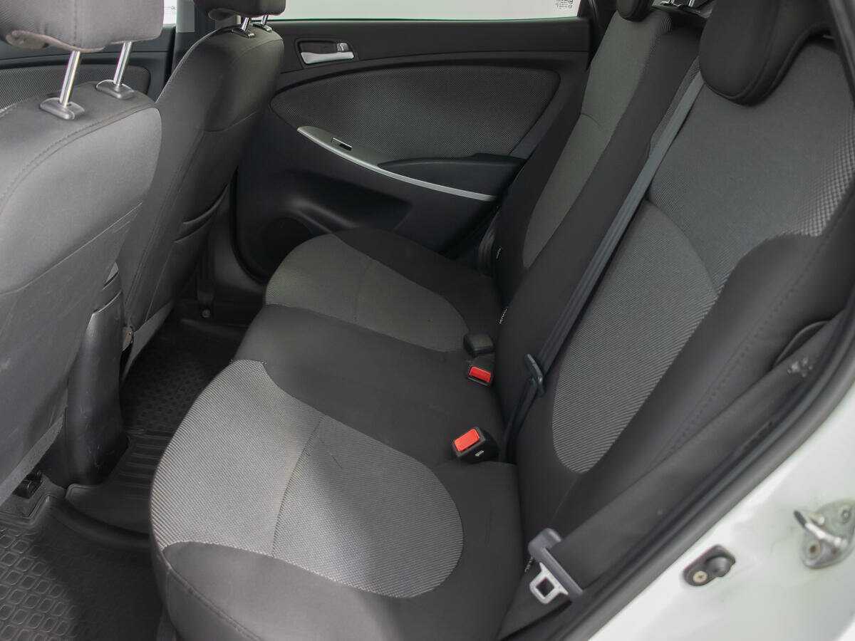 Hyundai Solaris, 2012 - Фото №10