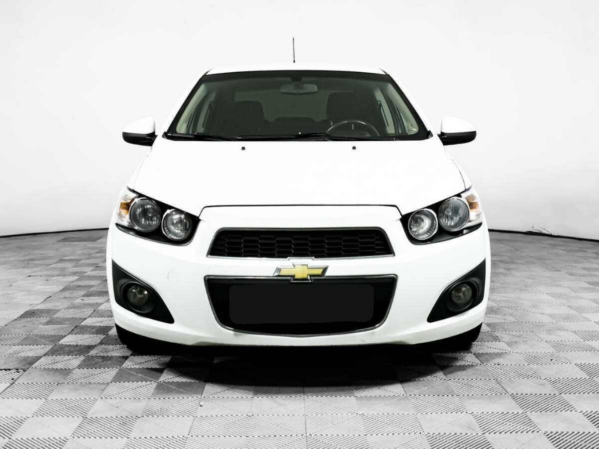 Chevrolet Aveo, 2014 - Фото №1