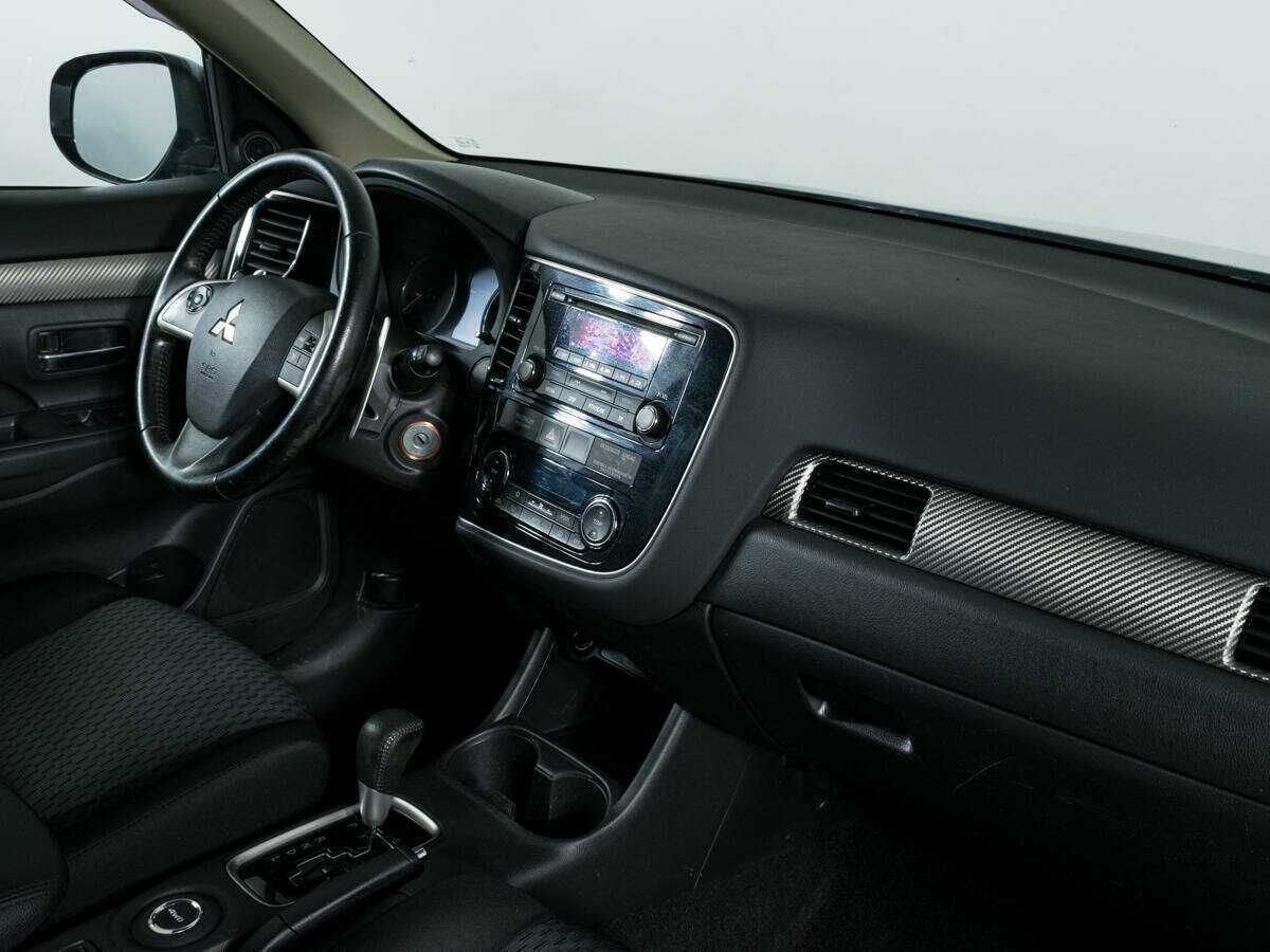 Mitsubishi Outlander, 2012 - Фото №9