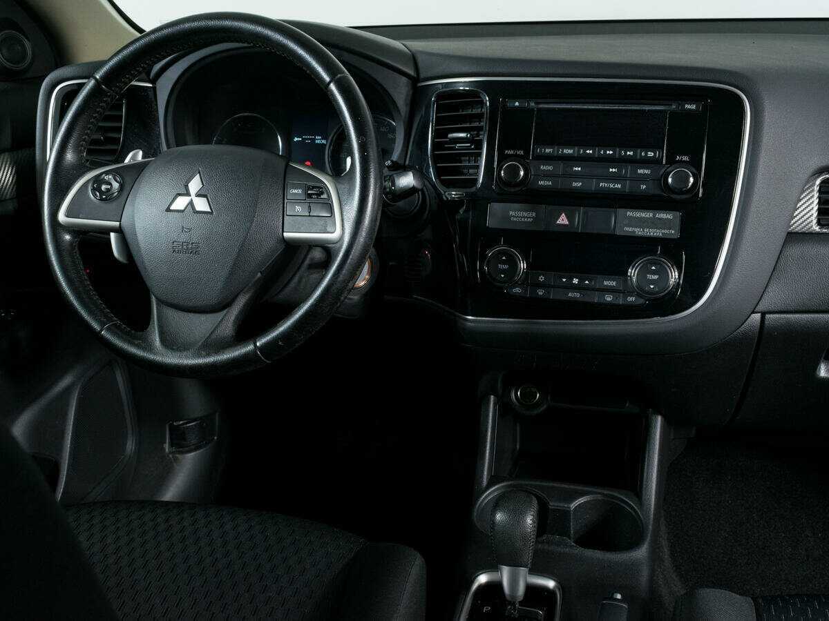 Mitsubishi Outlander, 2012 - Фото №11