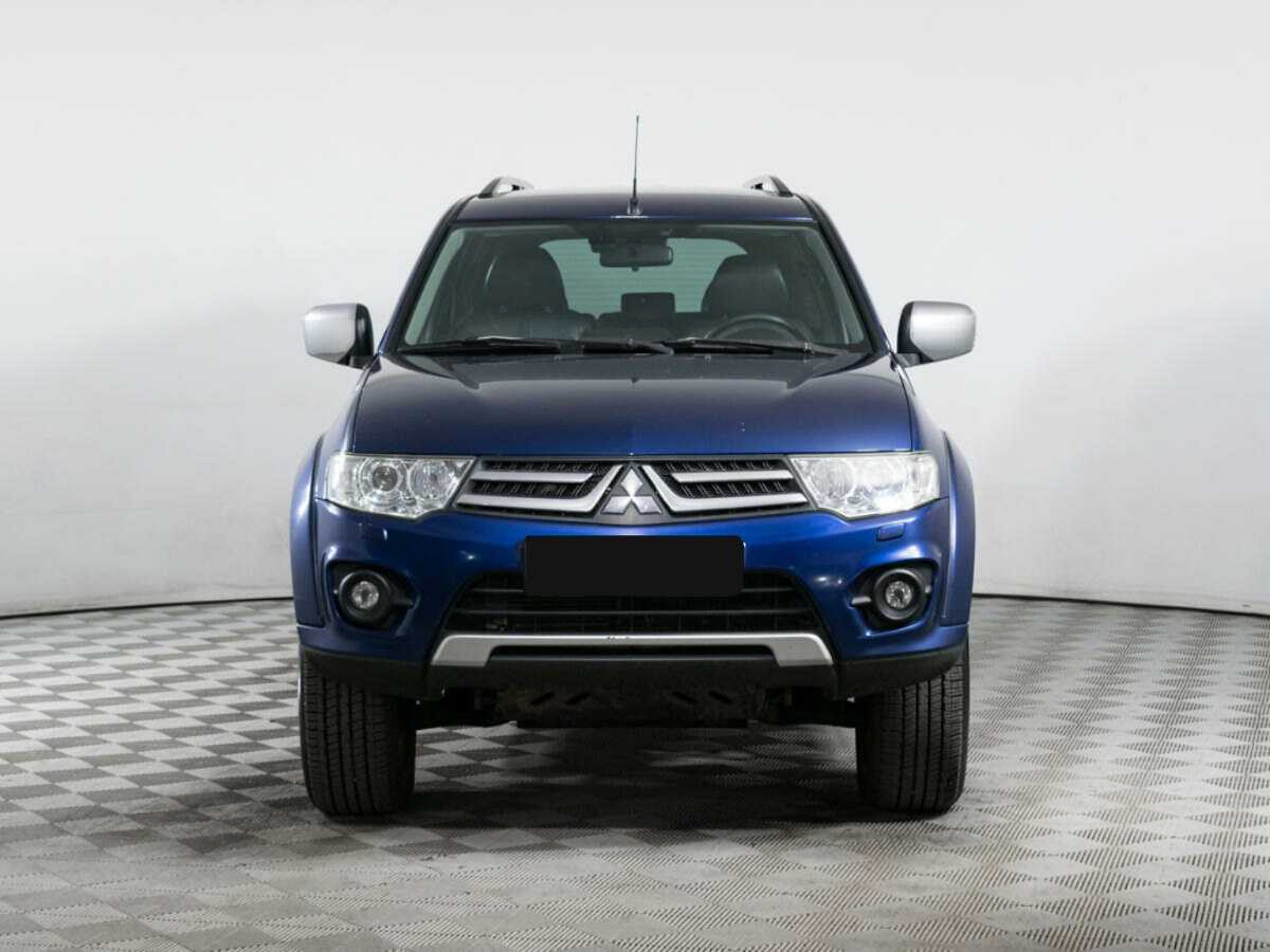 Mitsubishi Pajero Sport, 2013 - Фото №1