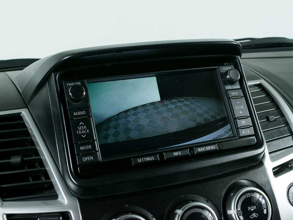 Mitsubishi Pajero Sport, 2013 - Фото №17